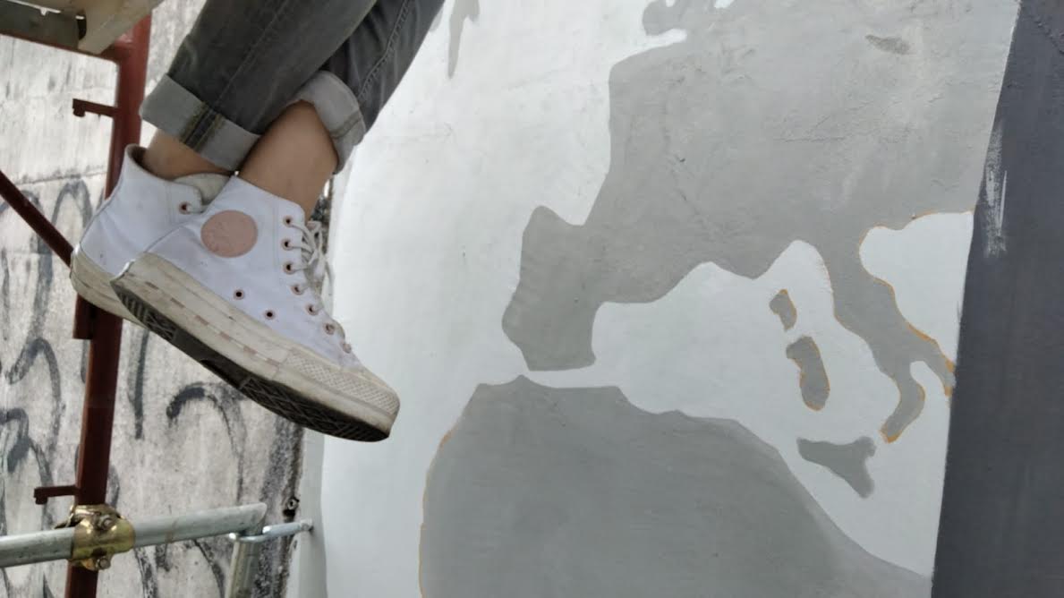 0-3 Sanità, murales antifumo alla circonvallazione realizzati dal collettivo Male Tinte