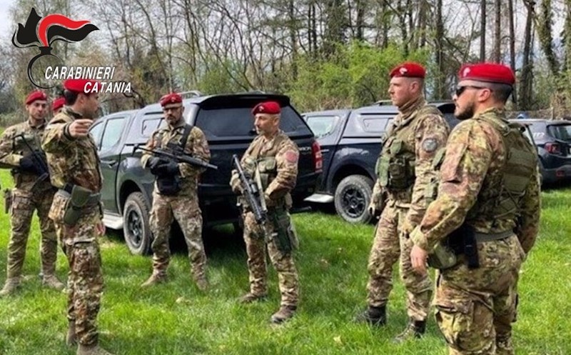 2.-FOTO-CC-S.M.-Licodia-arresto-x-droga-Cacciatori Pregiudicato per mafia nascondeva droga