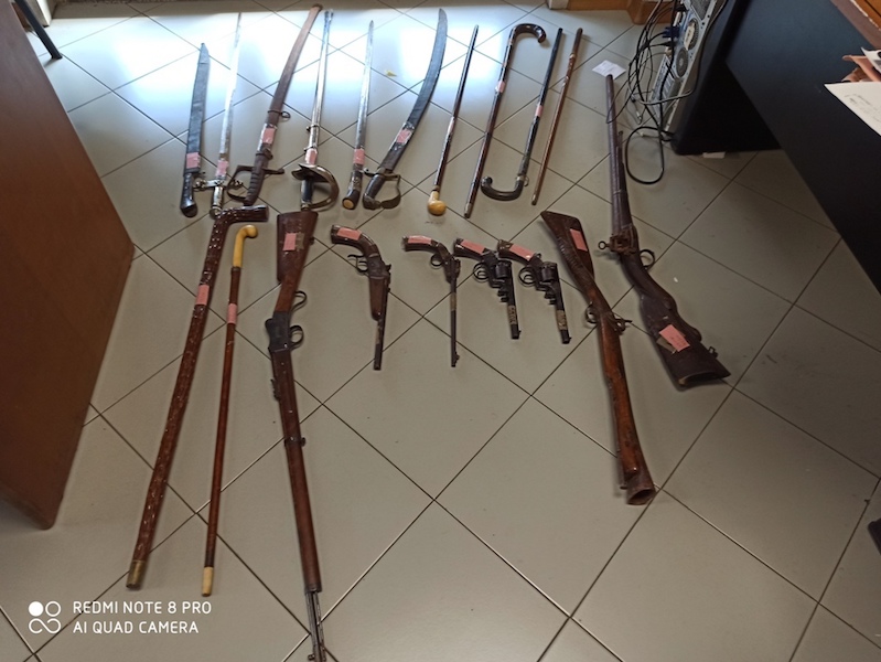 ARMI-Panoramica Armi storiche salvate dalla distruzione