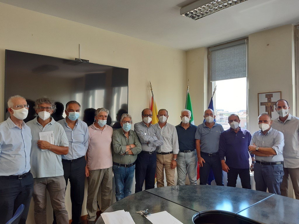 ASP-Catania-accordo-integrativo-per-vaccinazioni-prime-dosi-medici-di-medicina-generale-09.09.2021-5 Asp-Medici di medicina generale: impegno comune per convincere gli esitanti alla vaccinazione