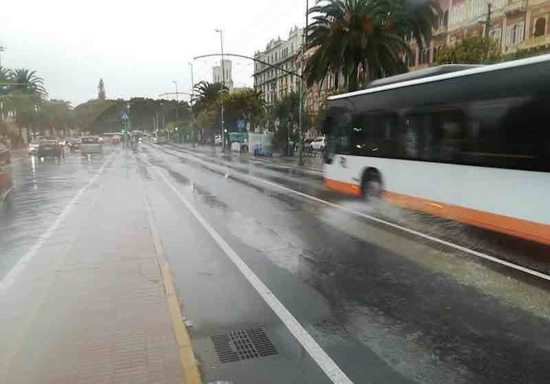 Allerta meteo in Sardegna, calamità naturale morta la donna dispera