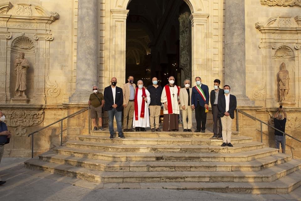 B0F9F752-0250-4E7A-96EA-485FDE1365C9 Caltagirone, San Giacomo e Il Conte Ruggero tornano a impreziosire la Basilica