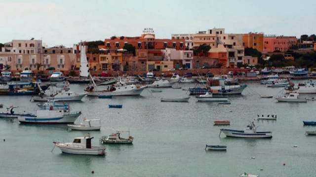 B1AFA7AF-58CF-4CD4-8A14-E8C7CF5CCFBA Lampedusa:”Si rispettino i diritti dei lavoratori: contratti corrispondenti alle reali ore di lavoro”