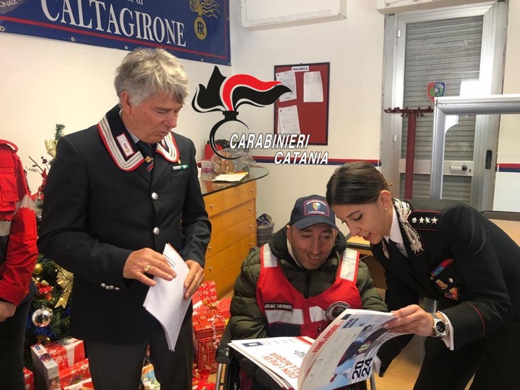 CONSEGNA-ANC-2 Carabinieri Caltagirone, consegnate tessere ANC