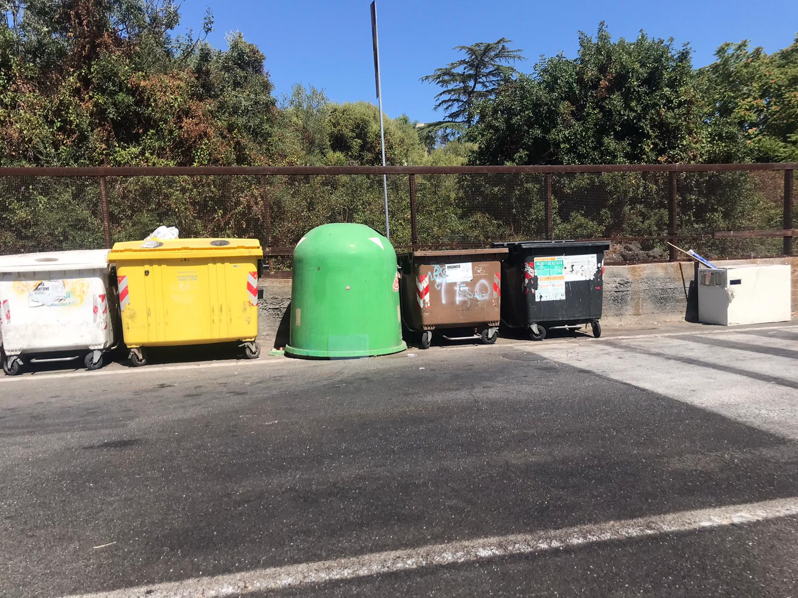 Cassonetti-rifiuti Bando gara rifiuti: Il Lotto centro non ha avuto offerte. Le polemiche della Fiadel e la replica di Cantarella