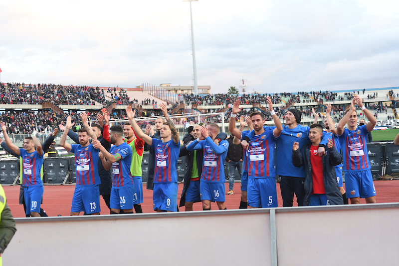 Calcio Catania, i gol di Moro non cancellano i debiti