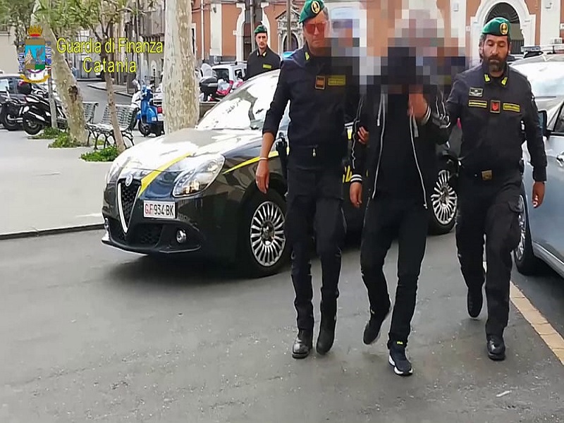 Catania traffico di droga internazionale: i nomi delle 16 persone arrestate e i dettagli dell’operazione
