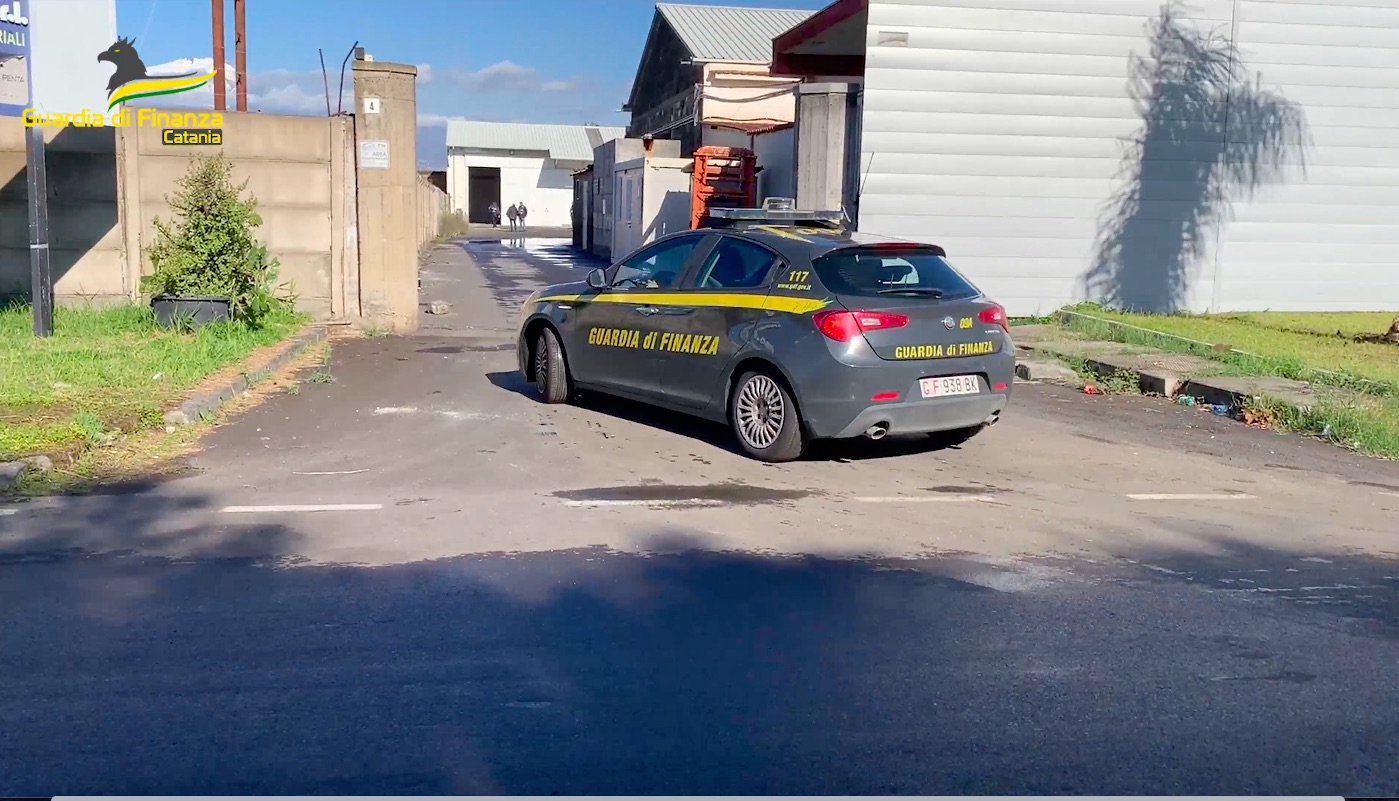 Evasione-Fiscale Catania, evasione fiscale con la vendita di carburanti