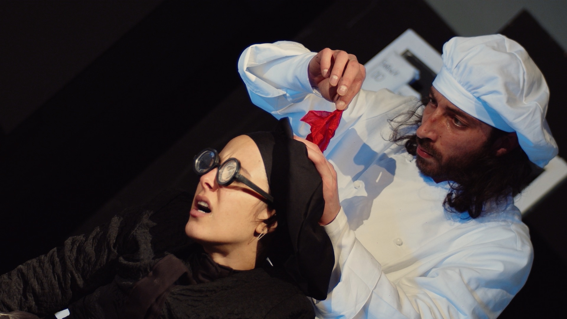 FOTO-1-UNA-MERENDA-DA-PAURA Catania, l’8 ottobre riparte la rassegna “Il Teatro dei Giganti”