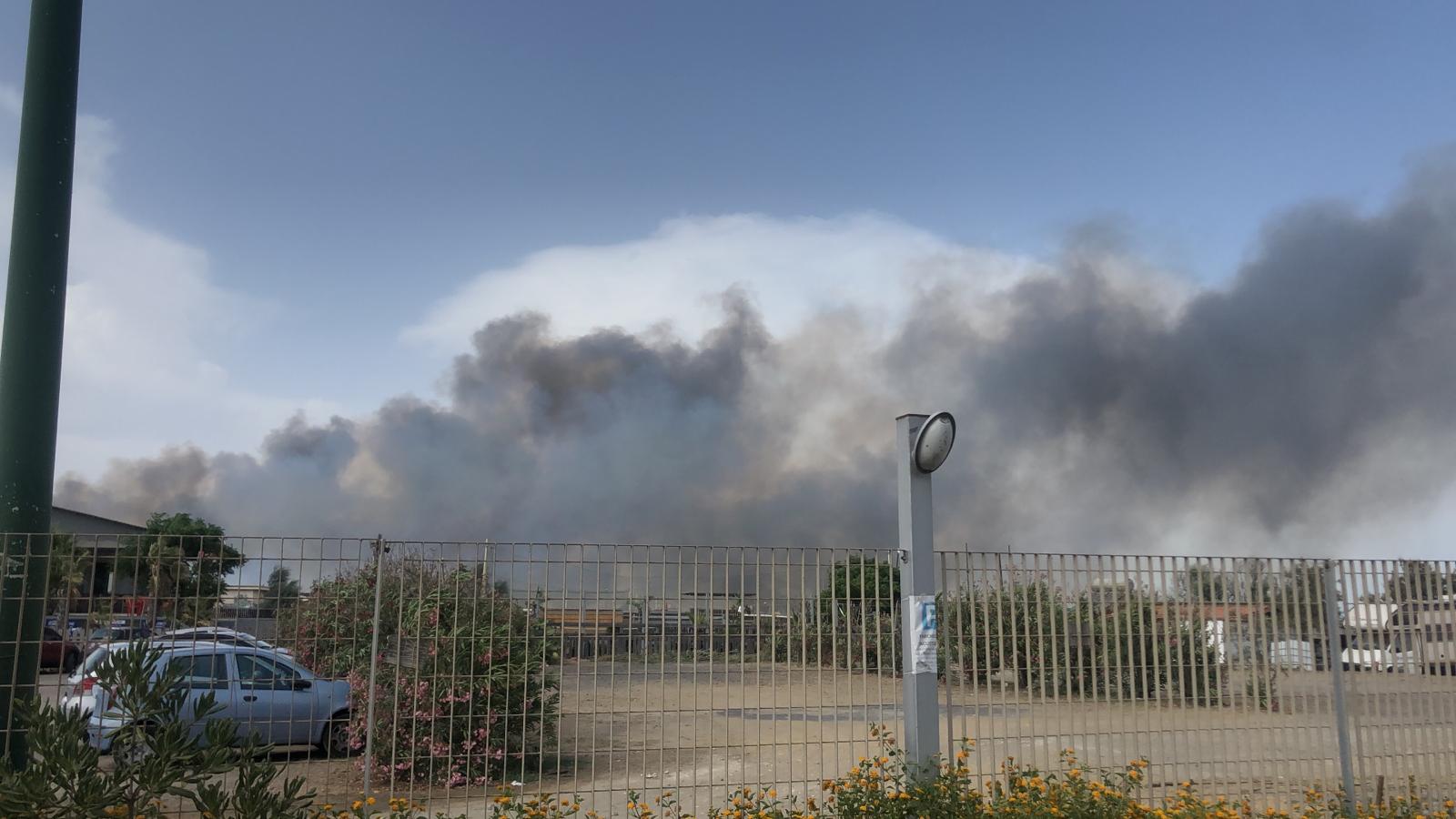 Incendio-Playa-2019-07-10-15-55-55 Incendio Playa Catania, Barbagallo (USB): “Lavorato in condizioni estreme”. VIDEO