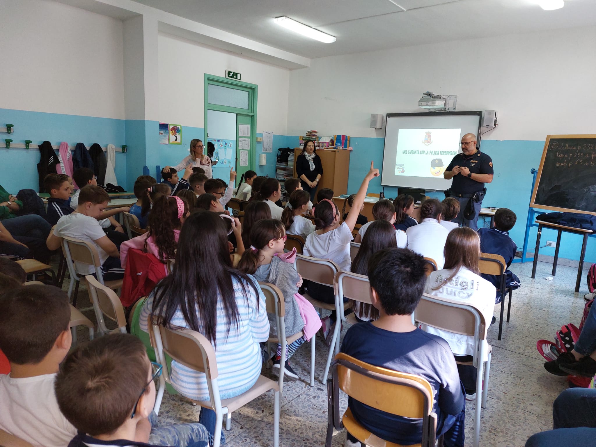 La-Polizia-sale-in-cattedra-focus-su-legalita-e-sicurezza-ferroviaria-20nov Catania, la polizia sale in cattedra: focus su legalità e sicurezza ferroviaria