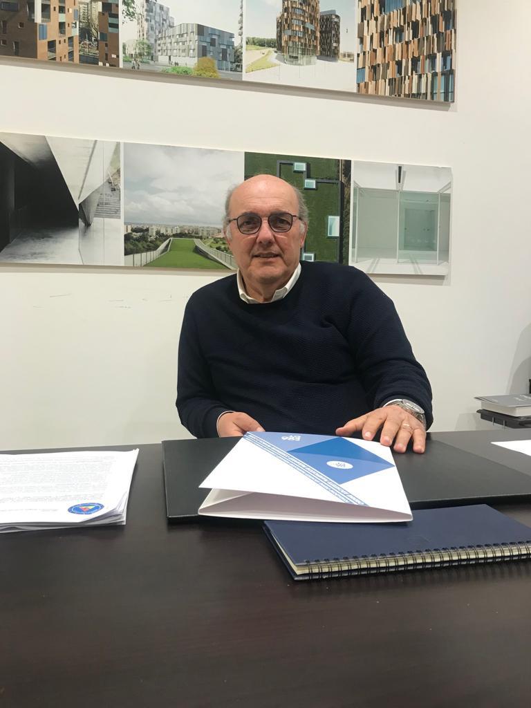 Leone CITTÀ SOSPESE: «UN MODO DIVERSO (E INEDITO) PER VIVERE IL RAPPORTO CON GLI SPAZI URBANI»