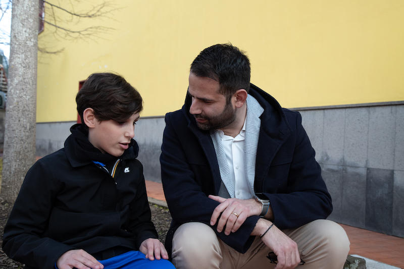 Matteo-e-Andrea-Bruno Matteo è il più giovane arrampicatore sportivo non vedente d’Italia