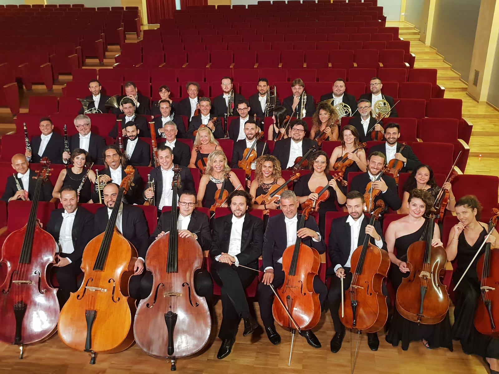 ORCHESTRA-FILARMONICA-CALABRIA Festival Lirico dei Teatri di Pietra apre con l’omaggio al grande Pippo Di Stefano
