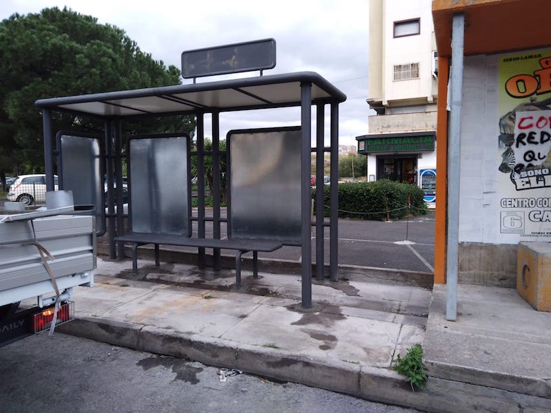 Pensiline-fermate-Amt Sicurezza Urbana, un centinaio di nuove pensiline nelle fermate Amt