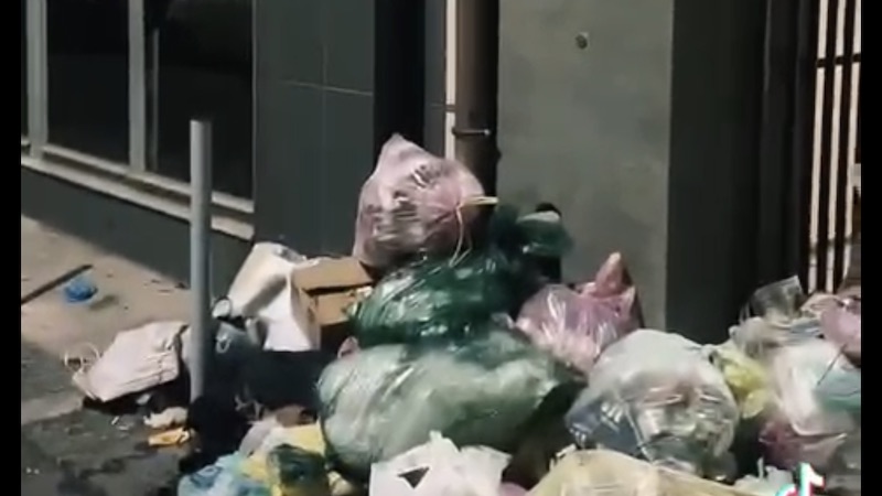 Rifiuti-Catania-1 Rifiuti, Marraffino in giro anche di notte. Ecco cosa ha scoperto