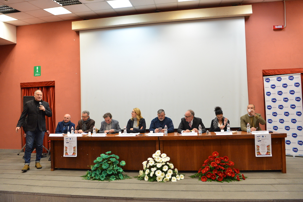 Rosario-faraci Rosario Faraci alla Olivetti di Ivrea per presentare il suo nuovo libro