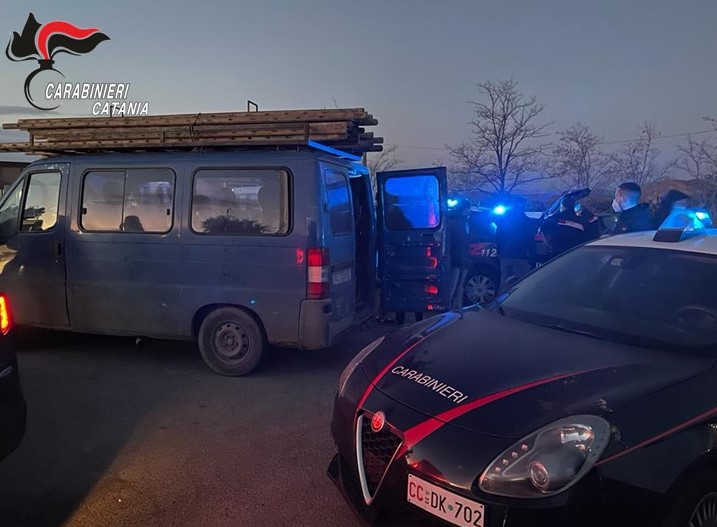 SERVIZIO-ANTICAPORALATO Paternò e Biancavilla: controlli anticaporalato