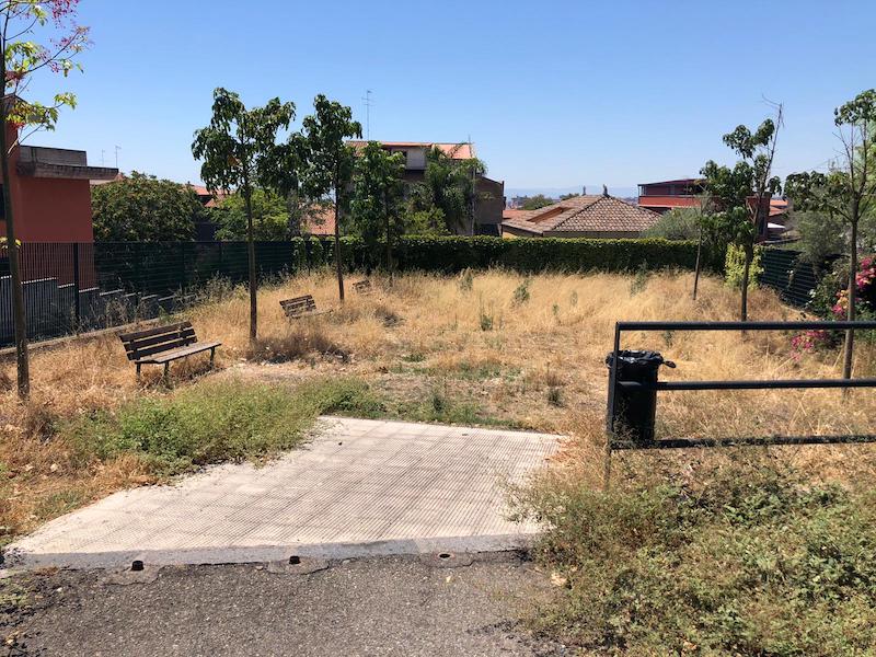 Via-Impastato-San-Nullo San Nullo, Spina: «Piazzetta Peppino Impastato nel degrado. Alto il rischio incendi»