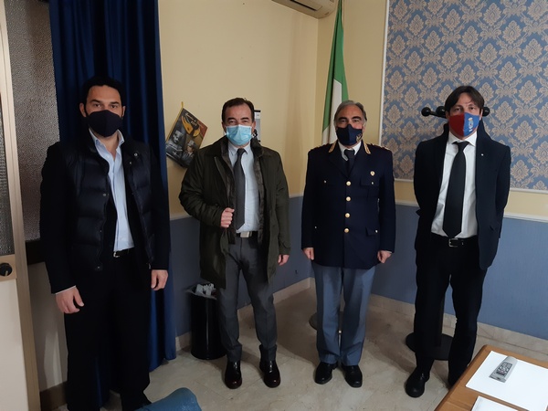 Cantarella al Reparto Mobile della Polizia di Stato