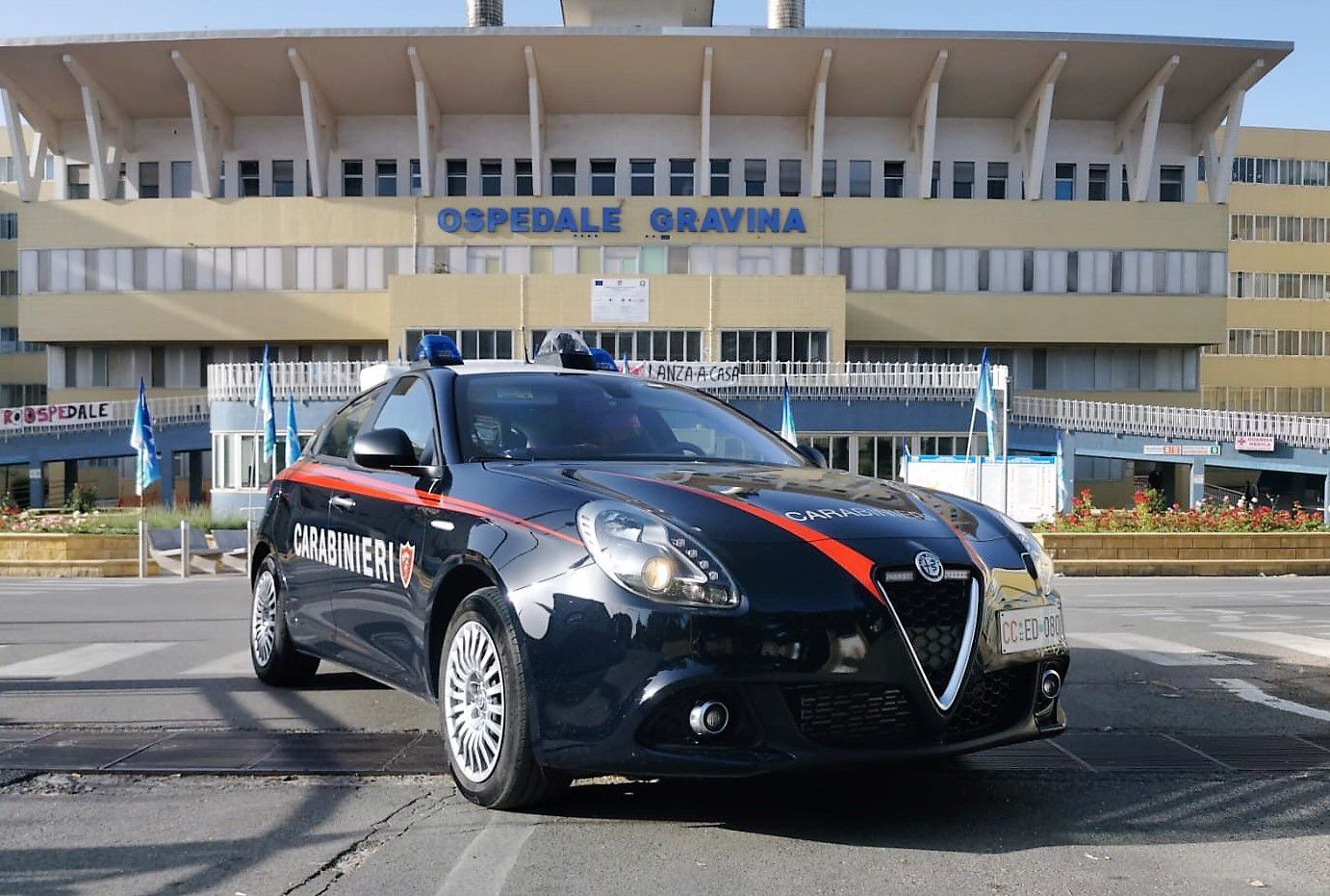 Caltagirone, onoranze funebri tra minacce e violenze