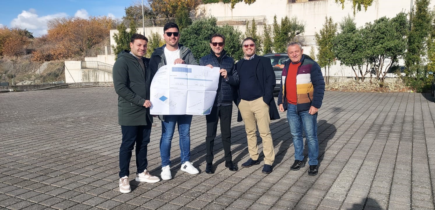 WhatsApp-Image-2023-12-15-at-11.15.07 Belpasso, a lavoro per la costruzione di un impianto fotovoltaico per l’alimentazione di veicoli elettrici