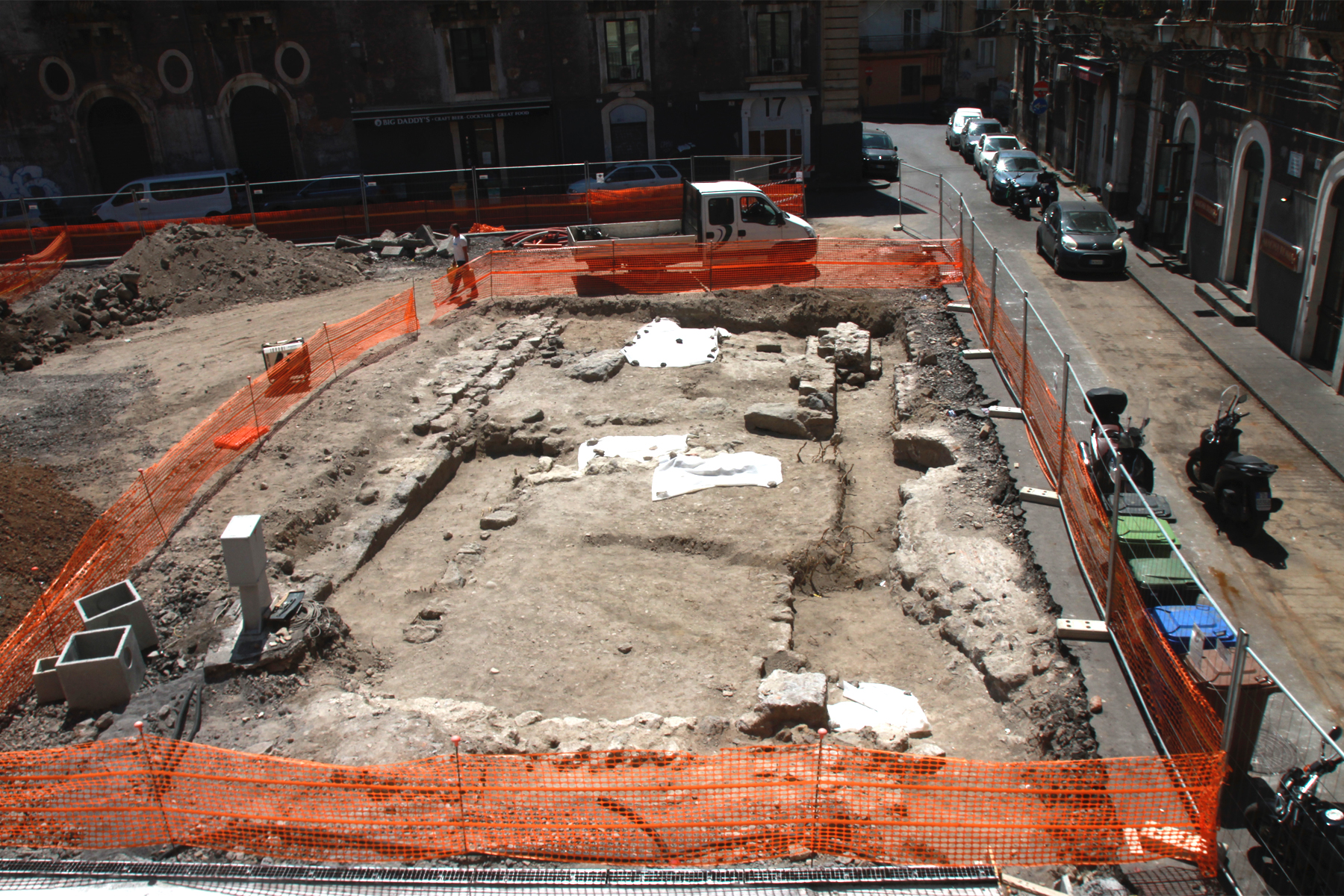 archeologia-Catania Archeologia: ritrovamenti a Catania. Scarpinato: Restituire piazza e testimonianza storica”