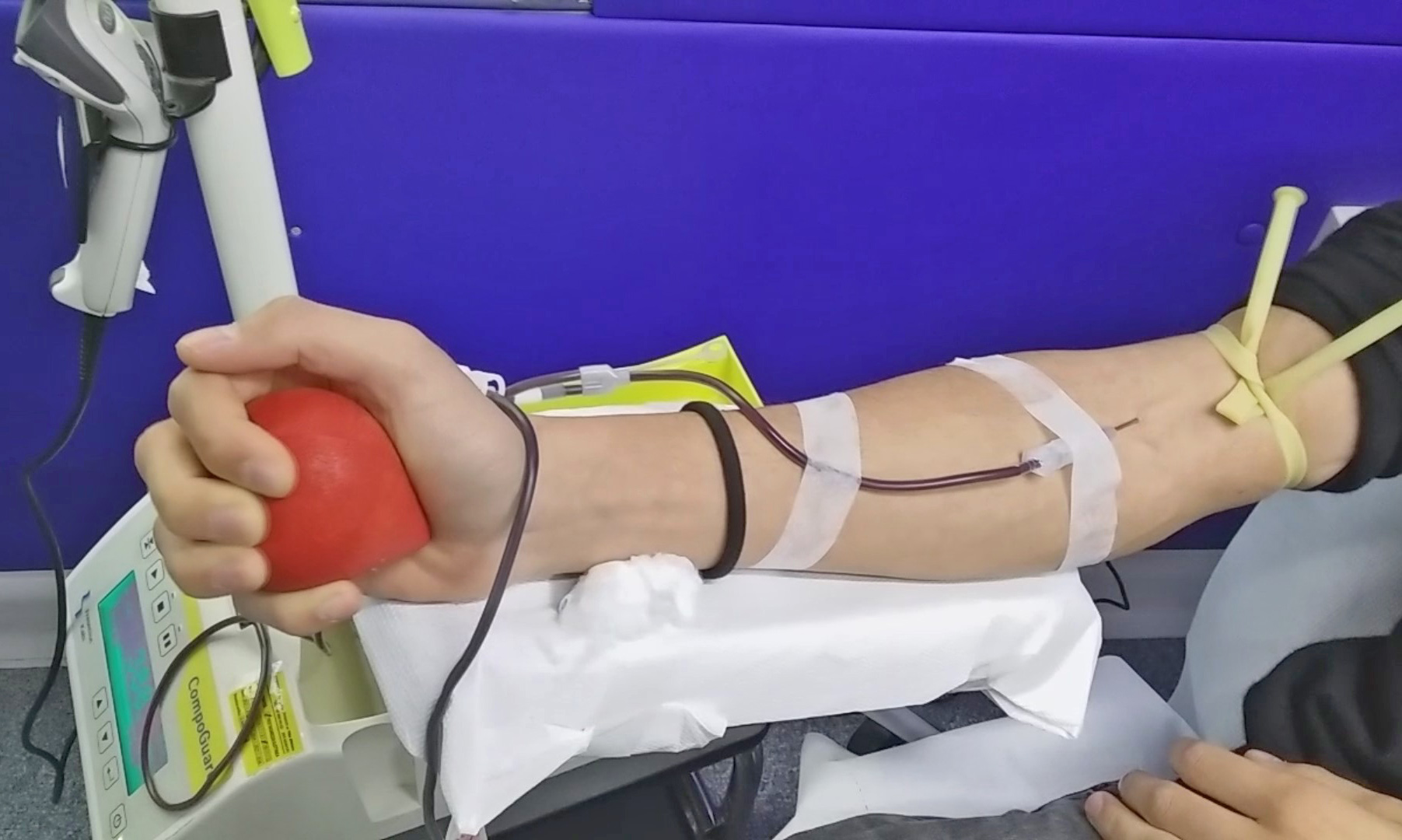 donazione_sangue_2 Carenza estiva di sangue, Salice (Fratres Cem): “Rendiamoci utili a chi soffre”