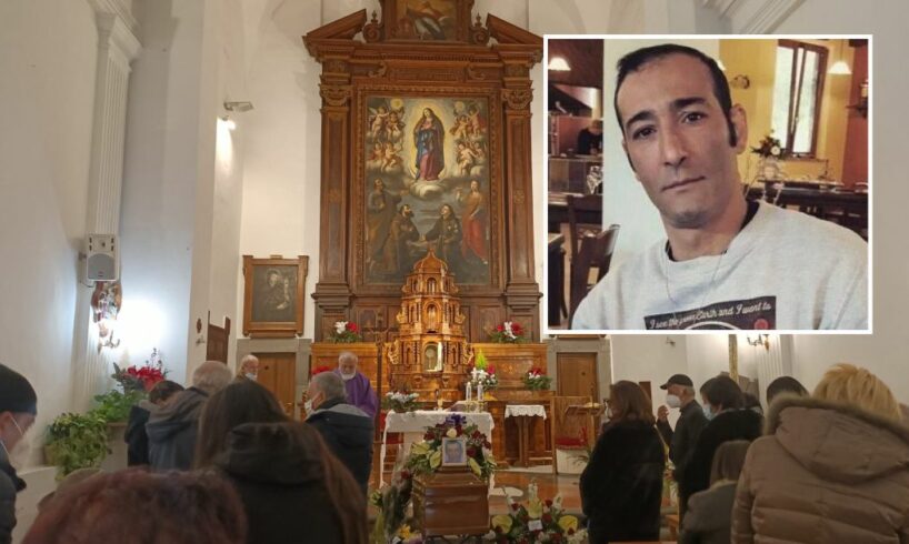 Adrano, addio Pallina: lacrime e musica per l’ultimo ‘set’ del dj Nicola ‘Vox’ Garofalo