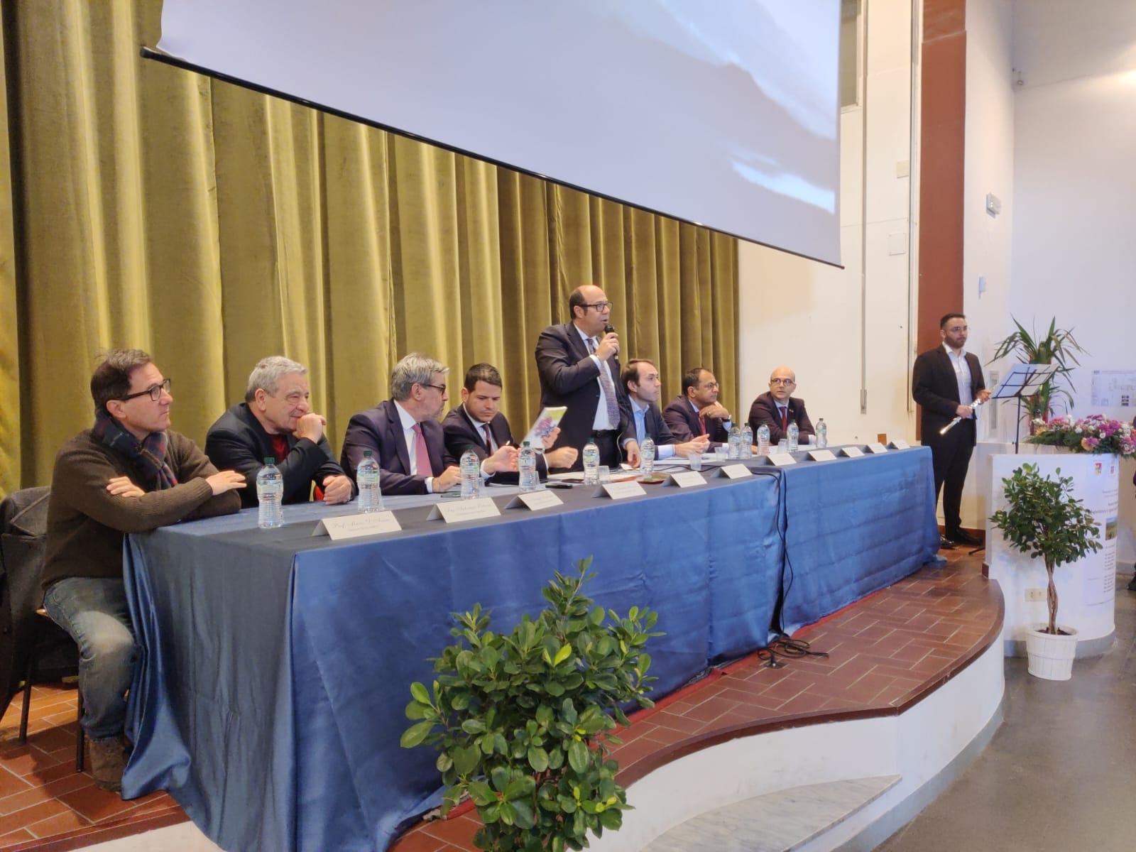 incontro-vitigni-etnei Mascalucia, al via il progetto di rilancio dei vigneti etnei collinari