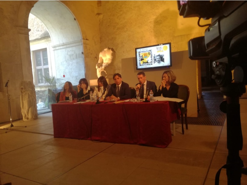 presentazione-stagione-teatrale-estiva-teatro-stabile Stagione teatrale estiva del Teatro Stabile di Catania al Castello Ursino: “Riportiamo in patria un po’ di cervelli fuggiti”
