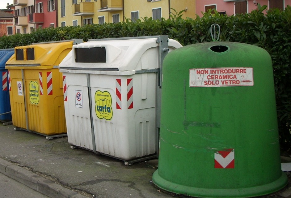 rifiuti-a-Catania Interventi pulizia personale Dusty ed eliminazione delle discariche nel quartiere di San Giovanni Galermo