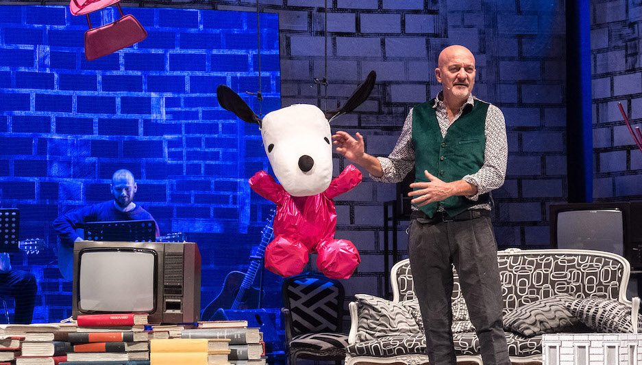 La mia vita raccontata male 9395-phMarinaAlessi-R Teatro ABC, “La mia vita raccontata male”, Claudio Bisio in scena da domani