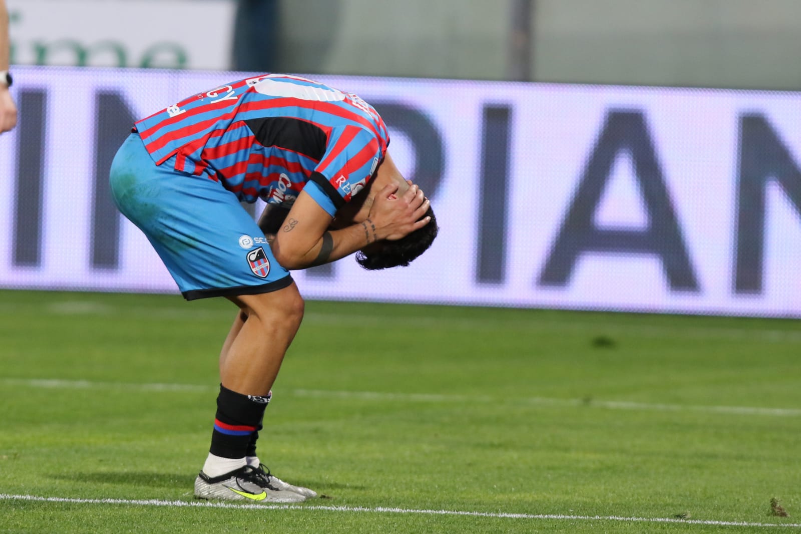 Il Catania perde a Latina, play out sempre più vicini