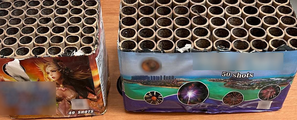 SPARANO FUOCHI D’ARTIFICIO IN STRADA PER FESTEGGIARE UN COMPLEANNO, DENUNCIATI DALLA POLIZIA DI STATO – BIS Borgo Ognina, fuochi d’artificio in strada per festeggiare un compleanno