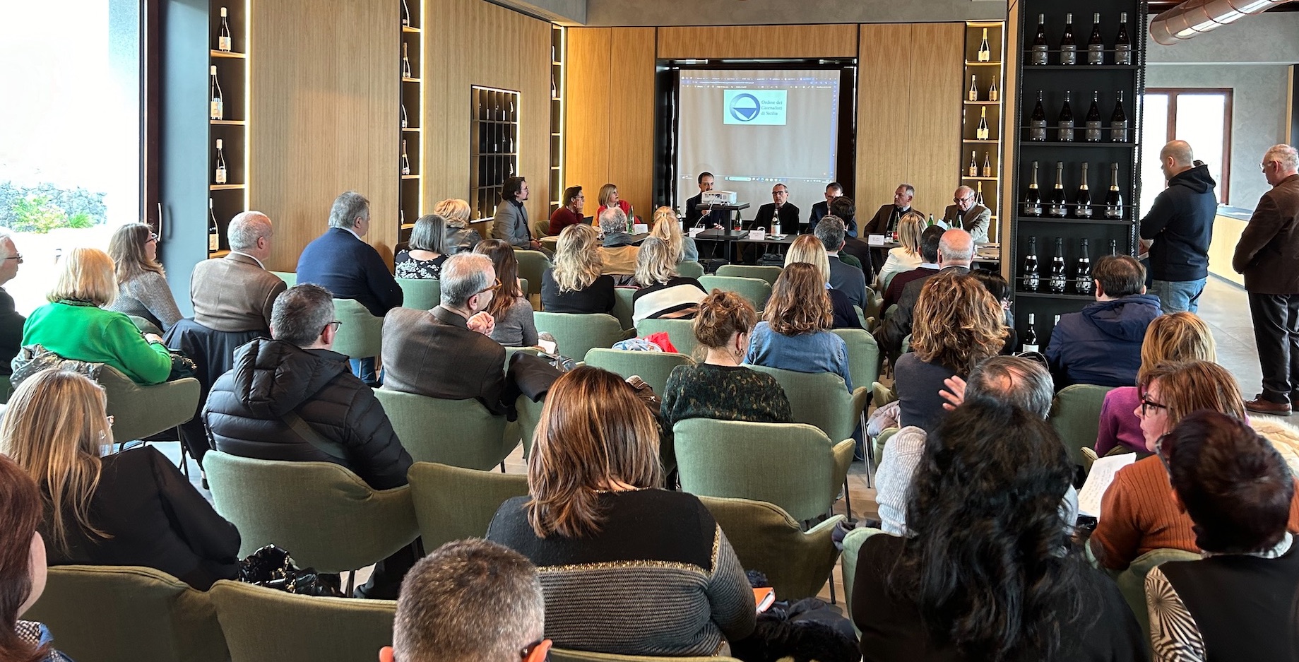 Flussi migratori, qualificato convegno a Mascali in collaborazione con l’Ordine dei Giornalisti