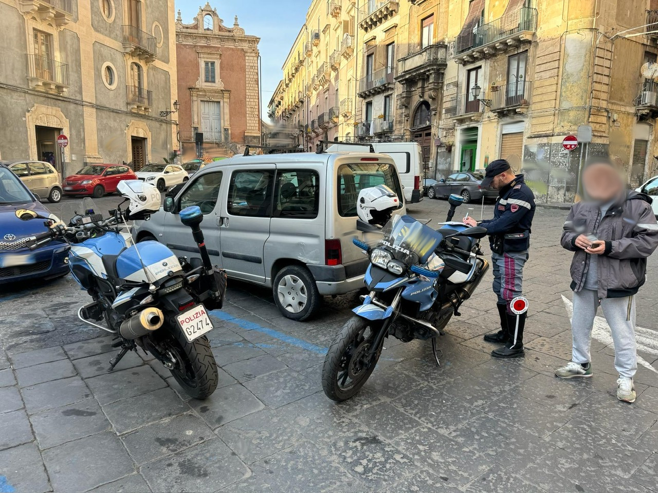 San Berillo, denunciato parcheggiatore abusivo