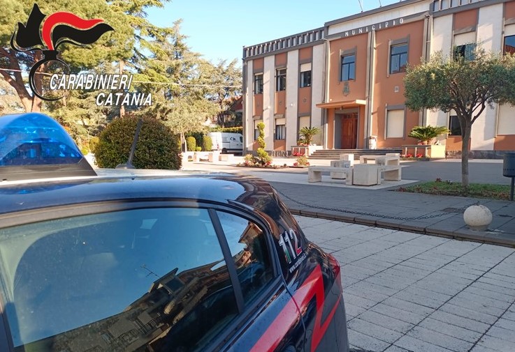 Scambio elettorale a Tremestieri, arrestato Santi Rando