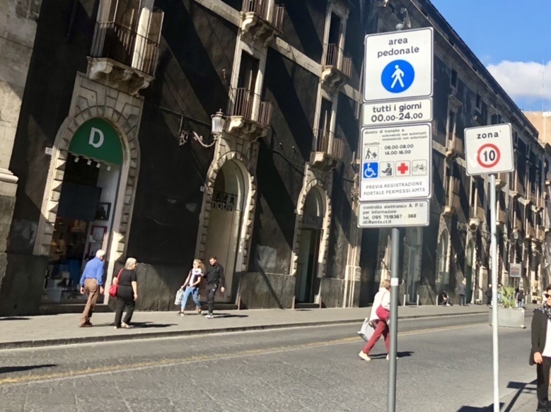 Via etnea Ztl area pedonale Le ZTL devono essere concordate con i cittadini