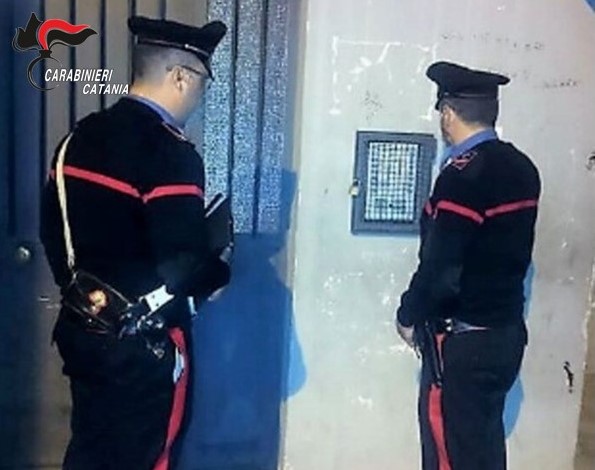 Foto arresto Librino x evasione Librino, evade per “fame nervosa”