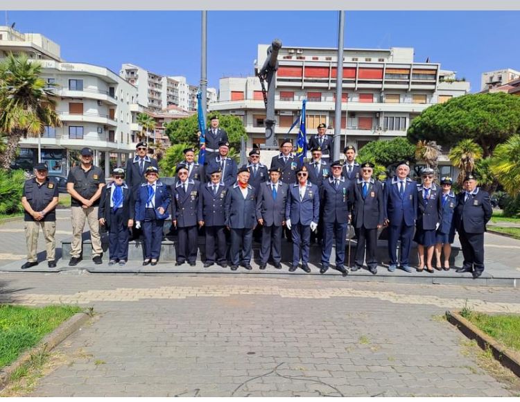 foto anmi catania festa marina militare Celebrata a Catania la Giornata della Marina Militare