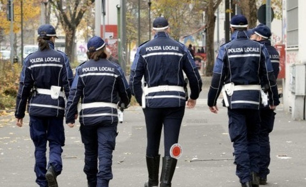 polizia-locale Agente aggredito, Futuro Nazionale: «La legalità non può essere lasciata sola»