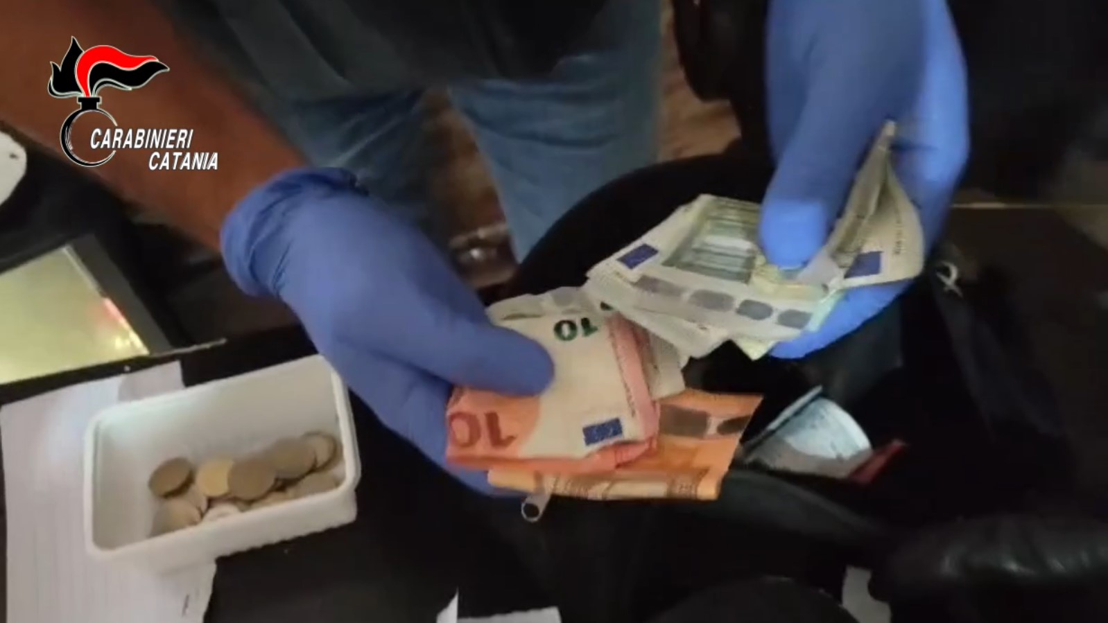 Droga a San Cristoforo Cocaina e crack in un monolocale a San Cristoforo – VIDEO