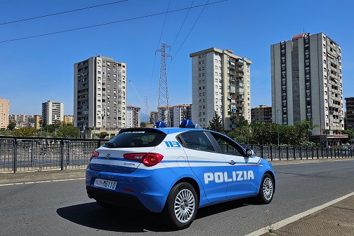 Catania, ai domiciliari con la marijuana in casa: 20enne in carcere