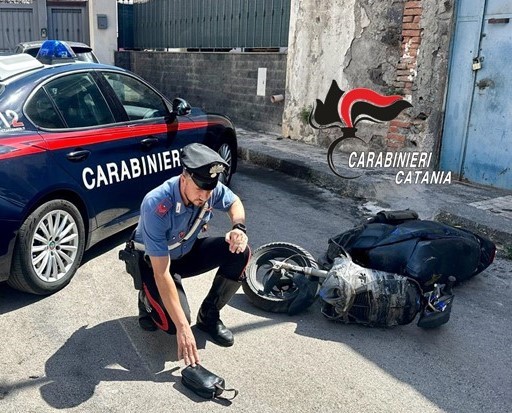 Al Borgo con droga e tirapugni
