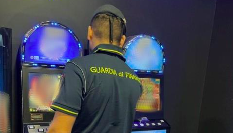 Gioco e scommesse abusive, segnalate tre attività illegali