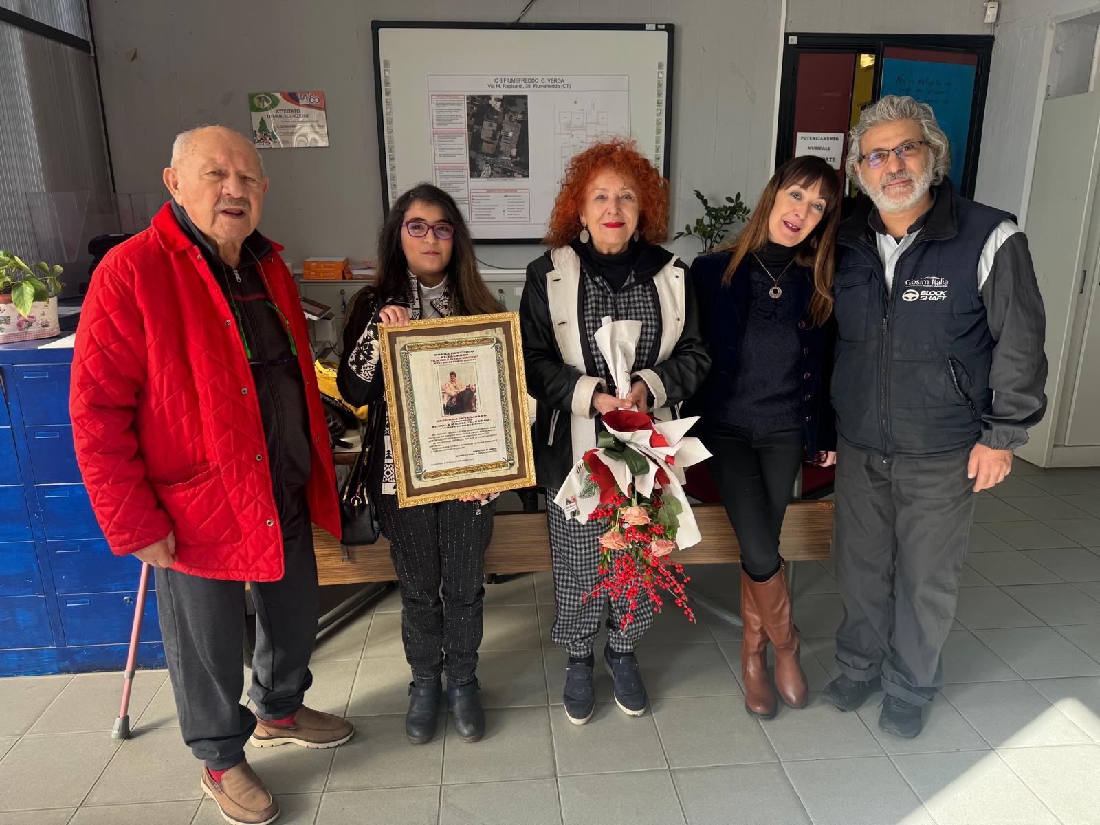 ambra giannetto 1 con marinella fiume Azzurra Intelisano vince la borsa di studio in memoria di Ambra Giannetto