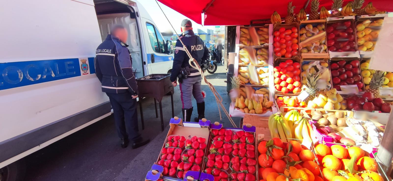 Faro Biscari, abusivi vendevano telline e carciofi
