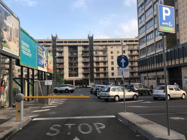 Minacce ed estorsioni al parcheggio di Corso Sicilia