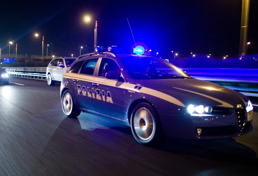 GIRA IN TANGENZIALE CON 1000 LITRI DI CARBURANTE DI PROVENIENZA FURTIVA. CATANESE DENUNCIATO DALLA POLIZIA STRADALE. Catania, escalation di sparatorie: il clan Cappello sempre presente